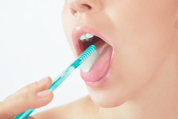 tongue brush
