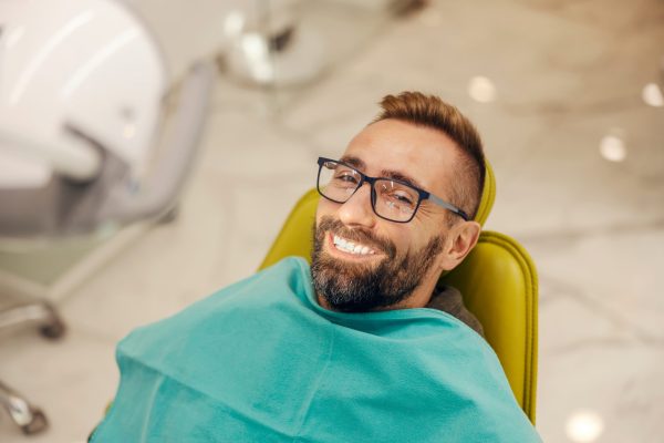 Digital Smile Design vs. Traditional Veneers